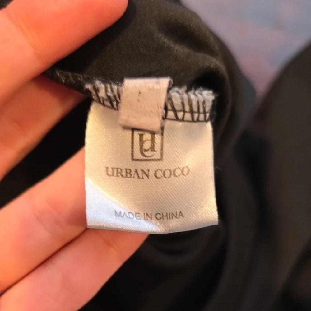 Urban Coco Black Fit and Flare Mini Skirt - Size Small